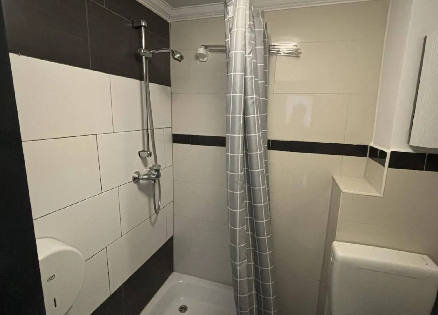 Mk Apartments Bremen 1 - Kostenlose Parkplaetze - In 5 Minuten In Der Stadt - Bis Zu 7 Personen 0*,
